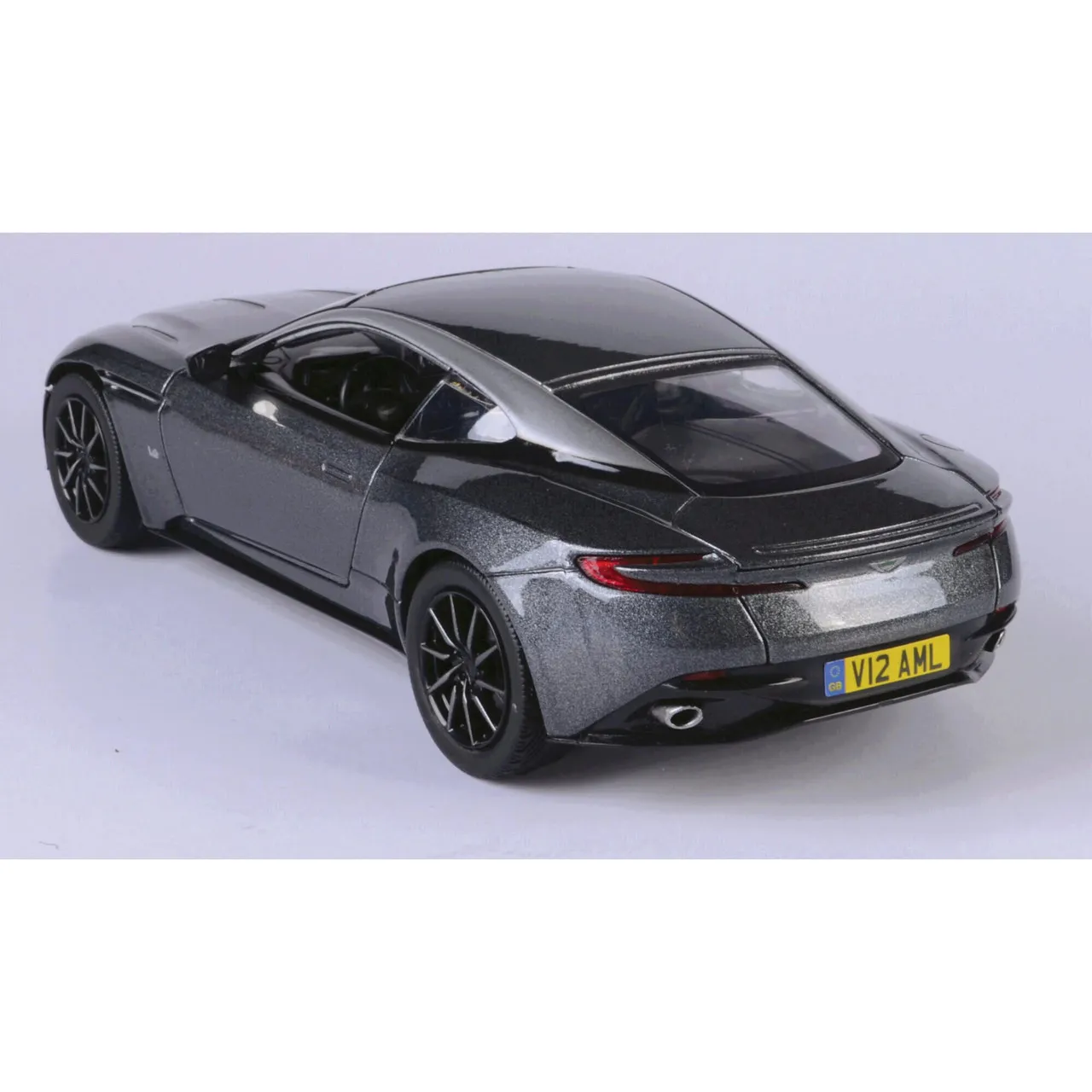 45403 db11 diecast features