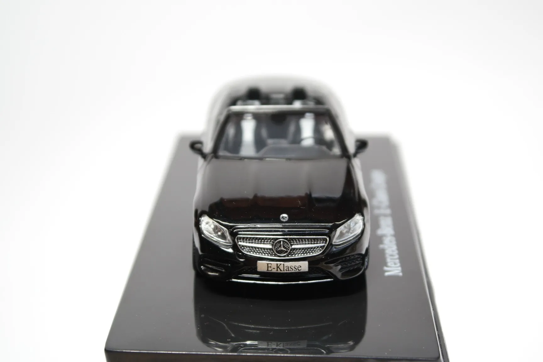 45425 mercedes e klasse diecast material