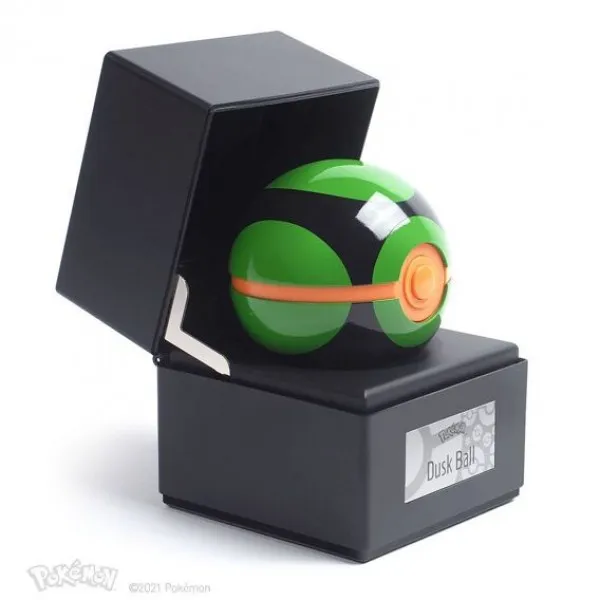 /img/45438-pokemon-ball-diecast-display.webp