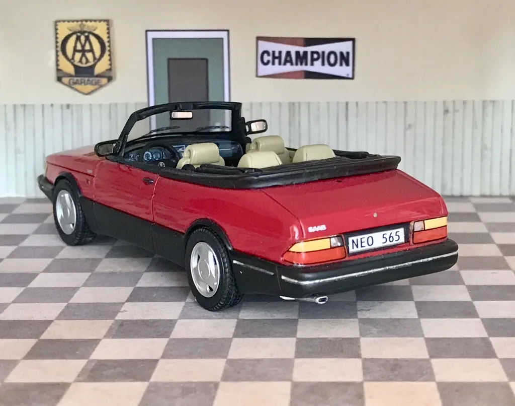 45443 saab 900 diecast models header