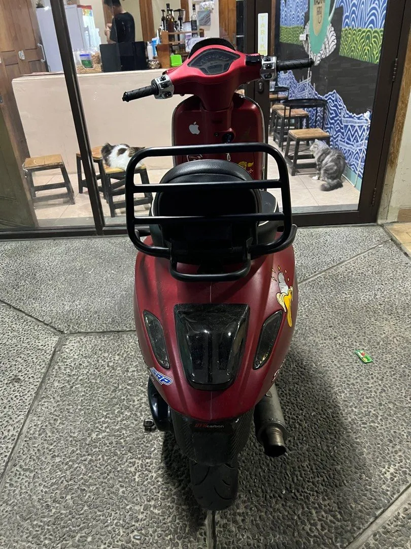 45491 diecast vespa sprint details