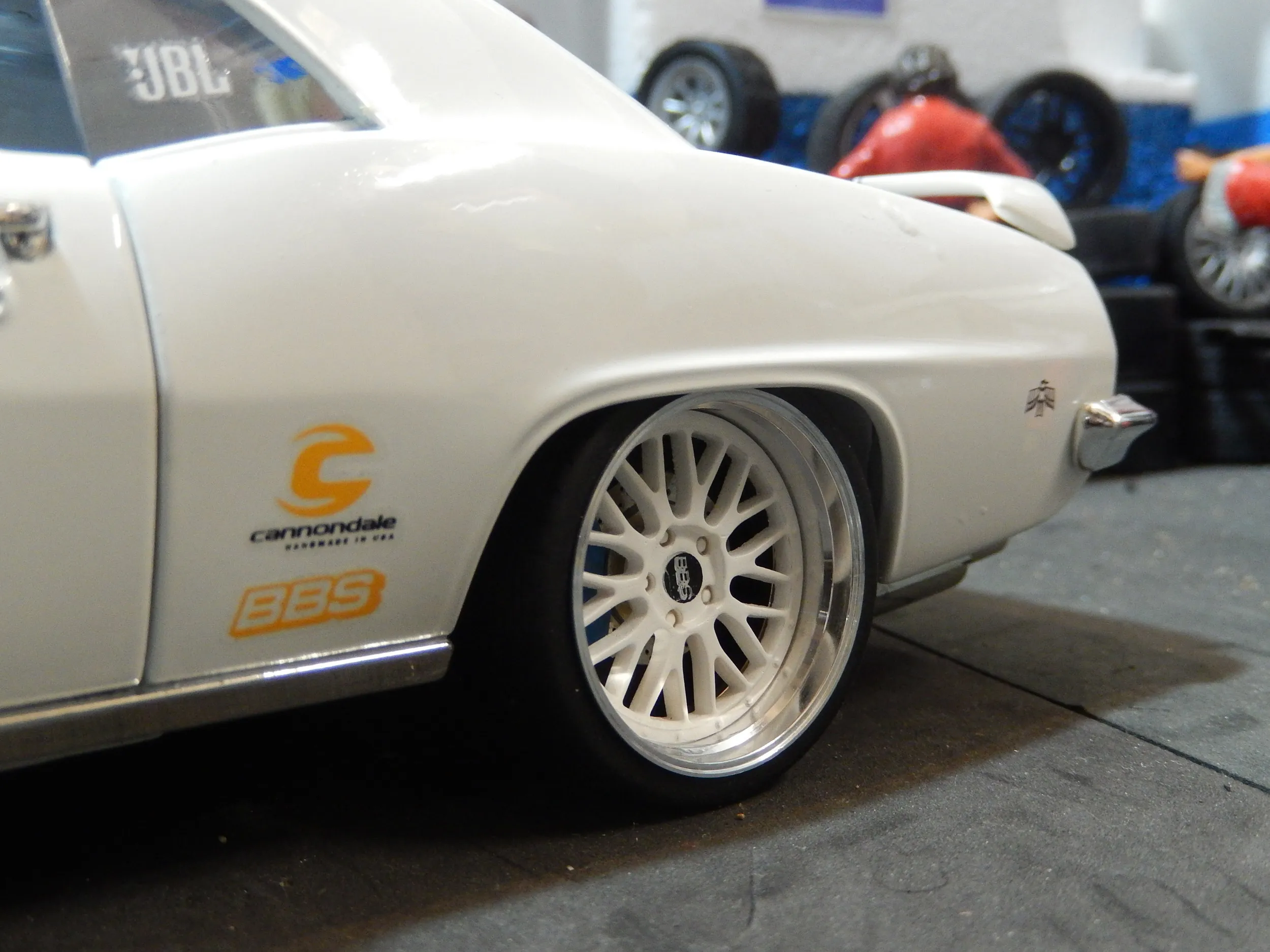 45521 displaying diecast models