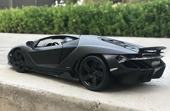/img/45523-lamborghini-centenario-diecast-model10.webp