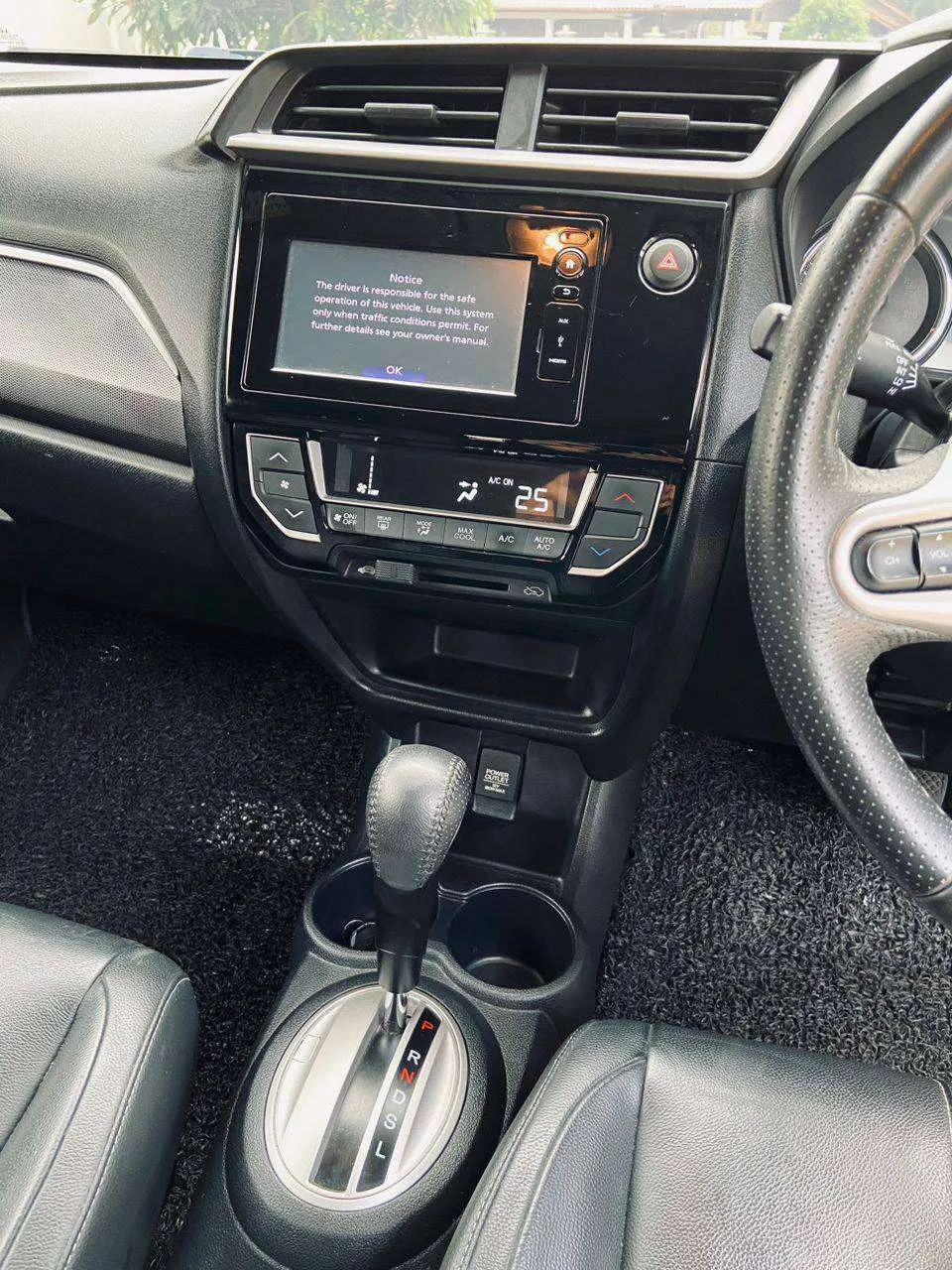 45539 diecast brv interior