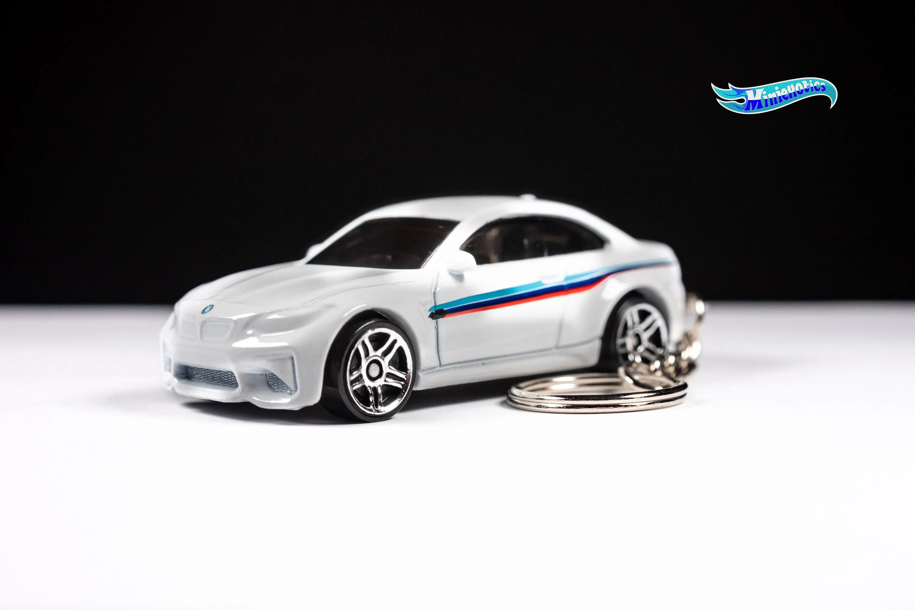 45543 bmw x2 diecast model paint