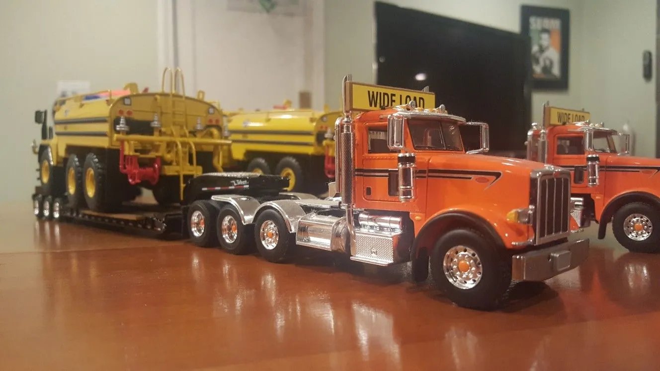 45544 detailed diecast lowboy