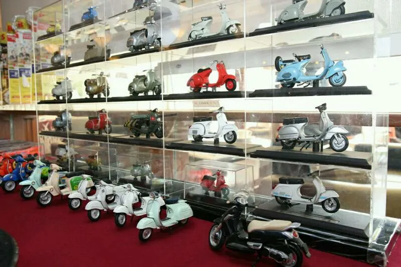 /img/45589-diecast-collectors-meeting.webp