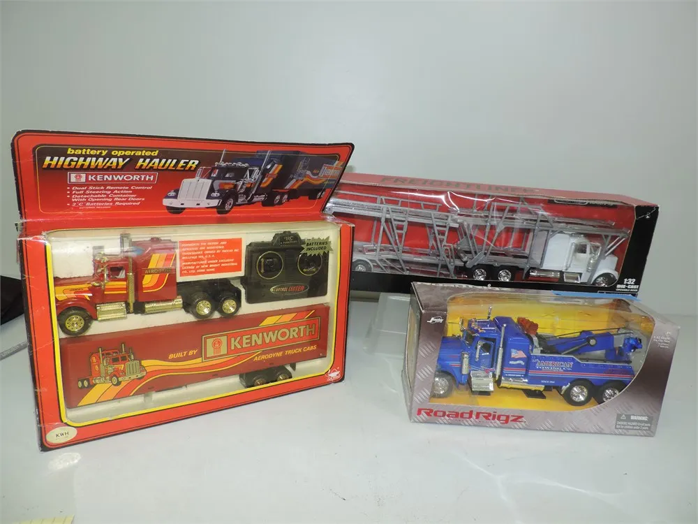 /img/45642-ulrich-diecast-truck-ford-aeromax.webp