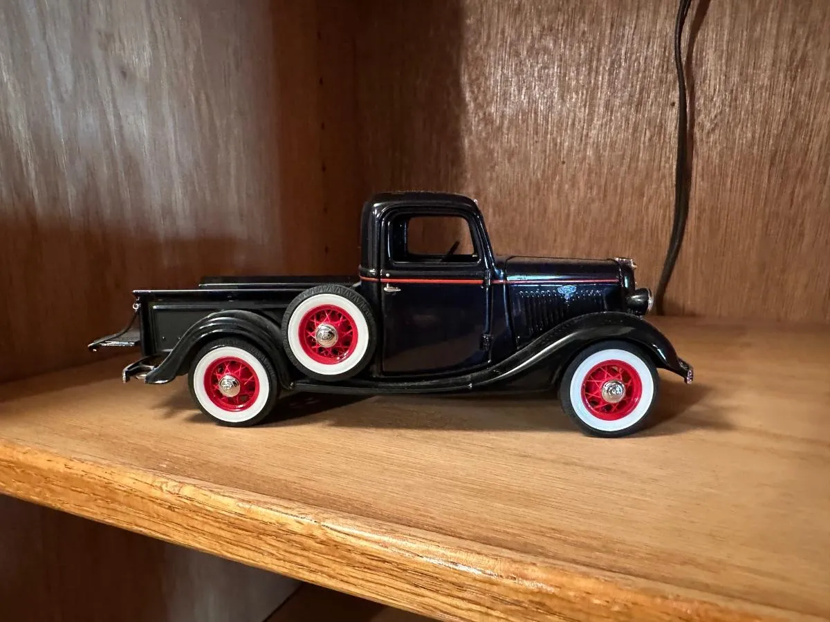 45657 diecast truck model 2