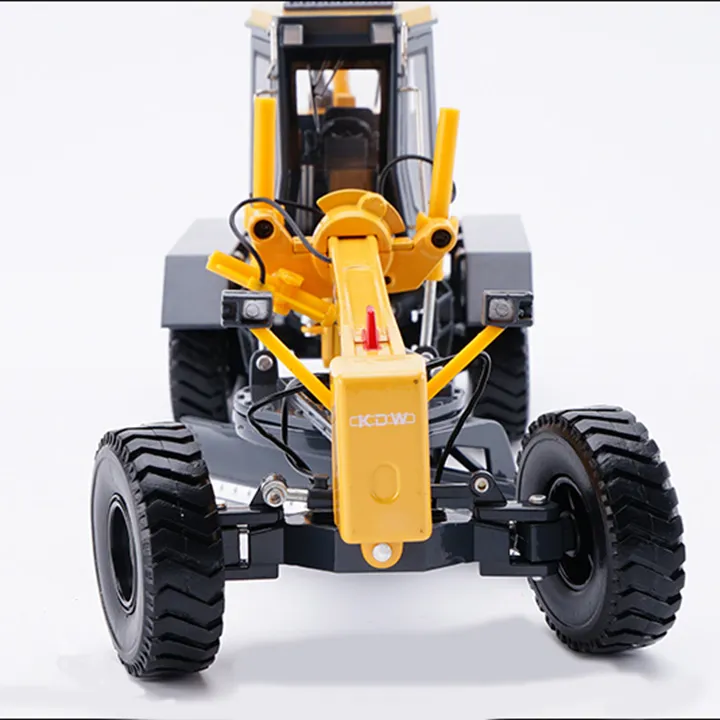 45660 truck diecast 1 18 main