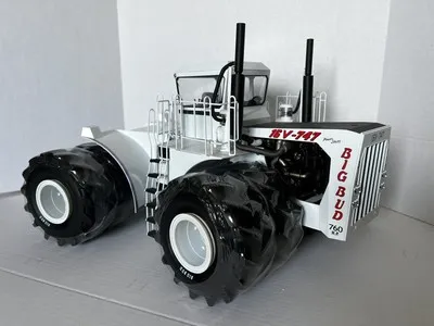 45671 big bud diecast details