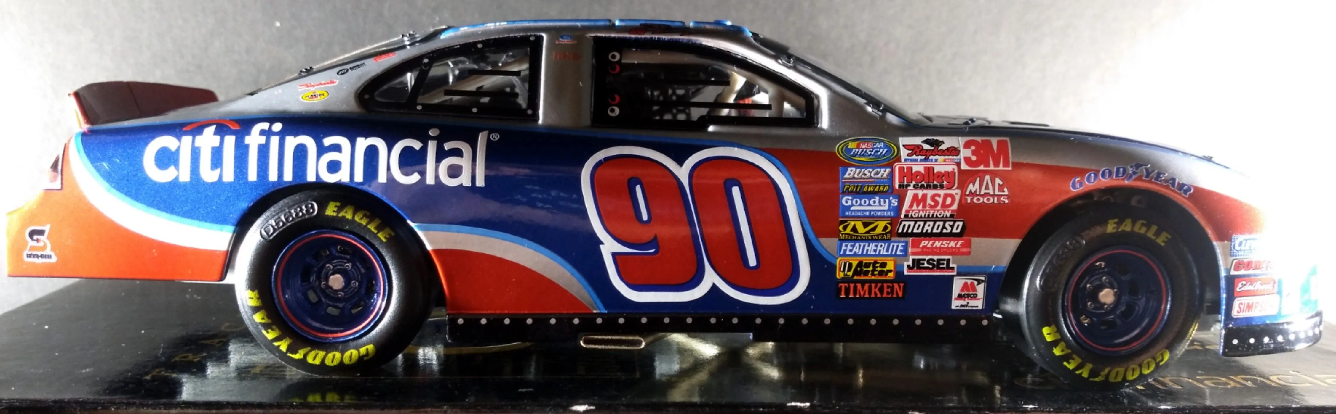 /img/45681-auction-nascar-diecast.webp